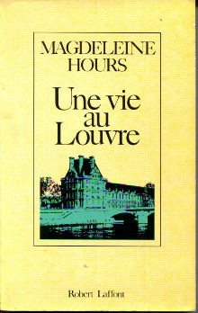 Une vie au Louvre Hours Magdeleine